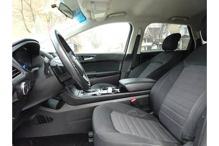 $10900 : 2016 Edge 4dr SE FWD image 8