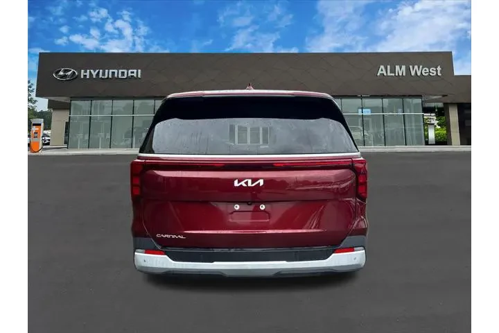 $32020 : Kia Carnival 2025 LXS 4dr Mi image 6