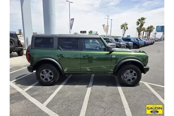 $39990 : Ford Bronco 2025 4x4 Big Ben image 8