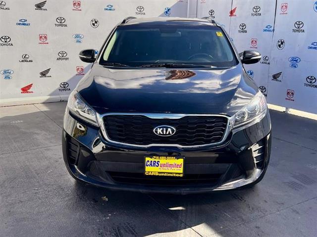 $17995 : Used 2019 Sorento S V6 FWD fo image 8