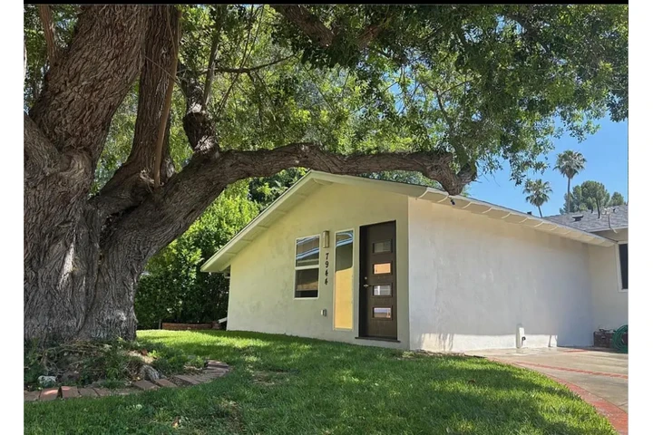 $2550 : Superb Single family home image 6