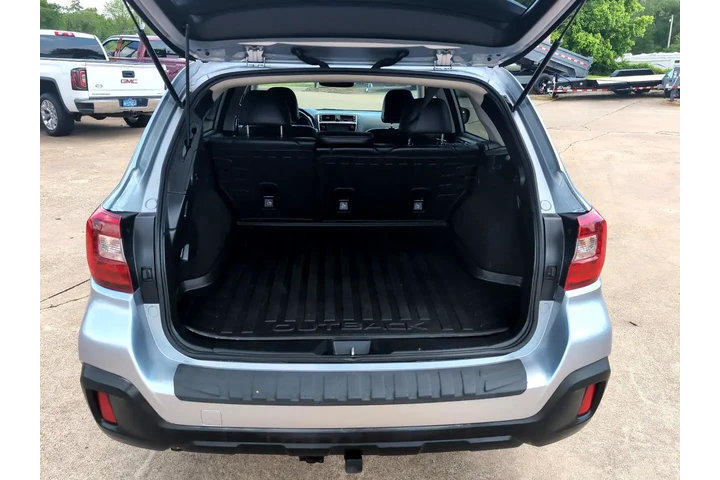 $15995 : 2018 Outback image 9
