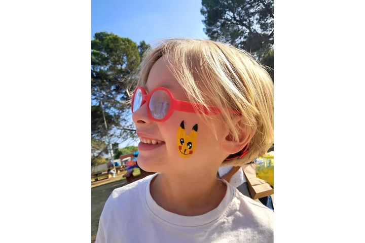 Pinta caritas y globitos image 1