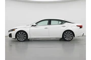 $23998 : Nissan Altima 2023 2.5 SL 4d thumbnail