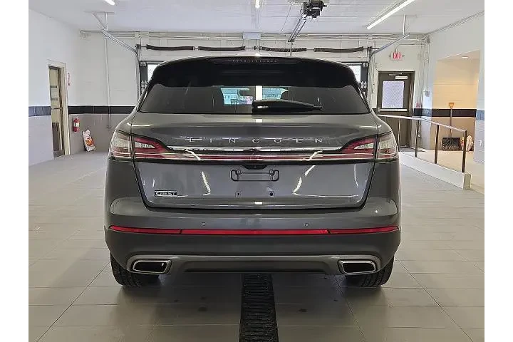 $39999 : Lincoln Nautilus 2021 AWD Re image 5