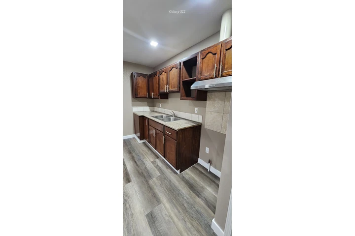 $1800 : Apartamento de 1 recámara image 3