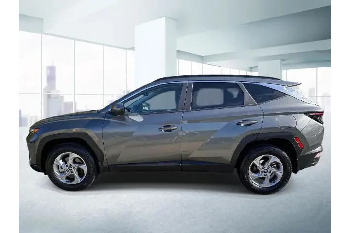 $24281 : Hyundai TUCSON 2023 AWD SEL image 2