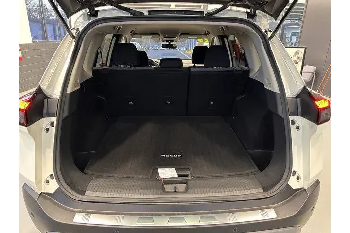 $22195 : Nissan Rogue 2023 AWD SV 4dr image 10