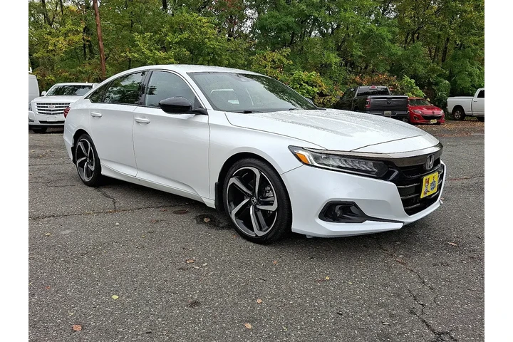 $22299 : Honda Accord 2022 Sport 4dr image 6