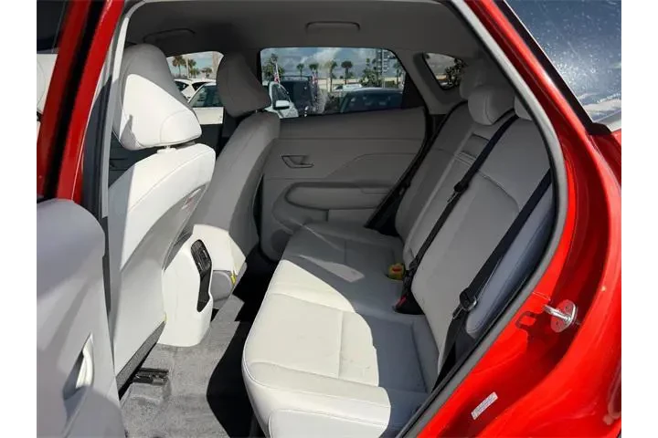 $20885 : Hyundai KONA 2024 SEL 4dr Cr image 8