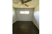 $890 : Beautiful freshly painted home thumbnail