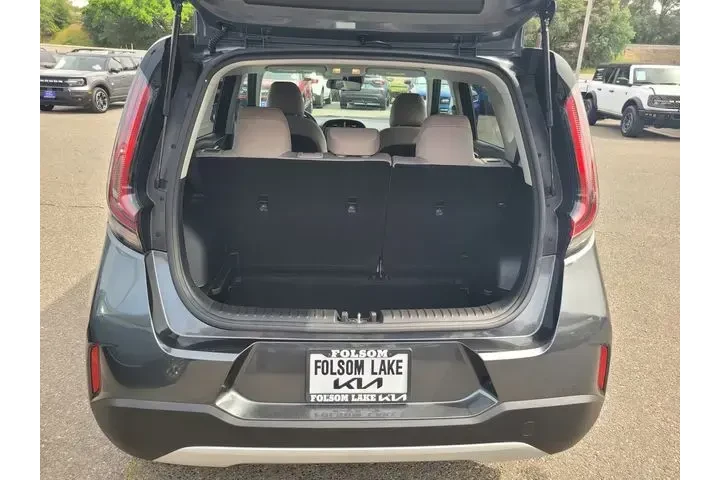 $19495 : Kia Soul 2025 S 4dr Crossove image 8