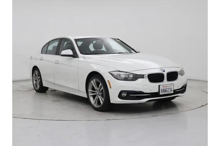 $16998 : BMW 3 Series 2017 330i 4dr S image 1
