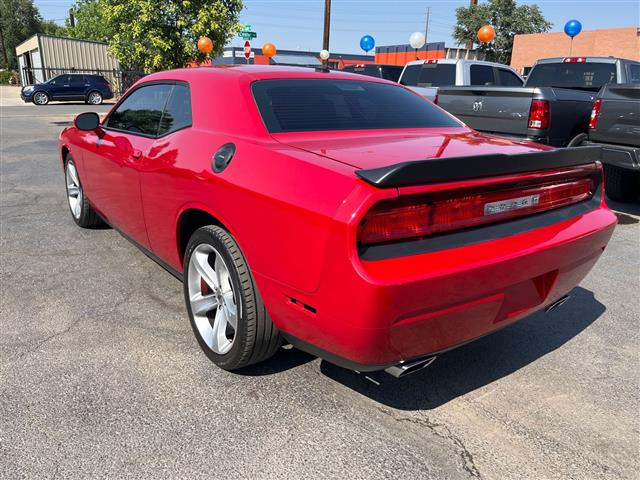 $13369 : 2014 Challenger SXT, BEAUTIFU image 9