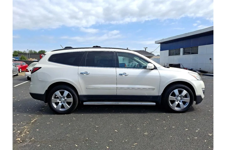 $10500 : 2013 Traverse LTZ AWD image 7