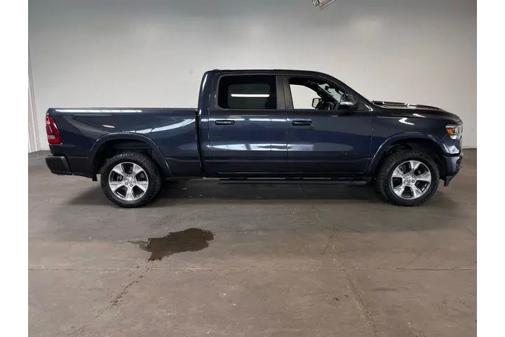 $31530 : Ram 1500 2021 4x4 Laramie 4d image 2