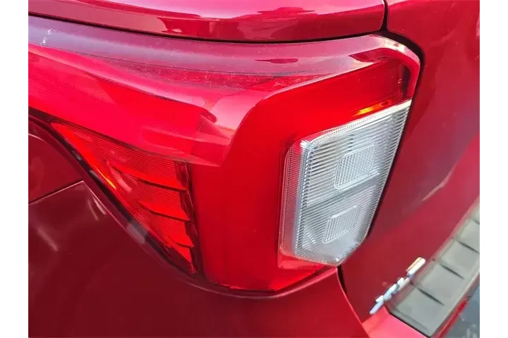 $24390 : Ford Explorer 2022 XLT 4dr S image 5