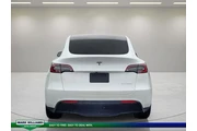 $31295 : Tesla Model Y 2022 AWD Long thumbnail