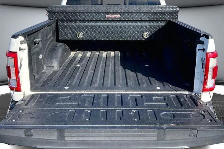 $30900 : Ford F-150 2021 4x4 Lariat 4 image 7