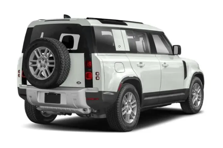 $31667 : Land Rover Defender 2020 AWD image 2