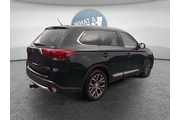 $13259 : Mitsubishi Outlander 2016 AW thumbnail