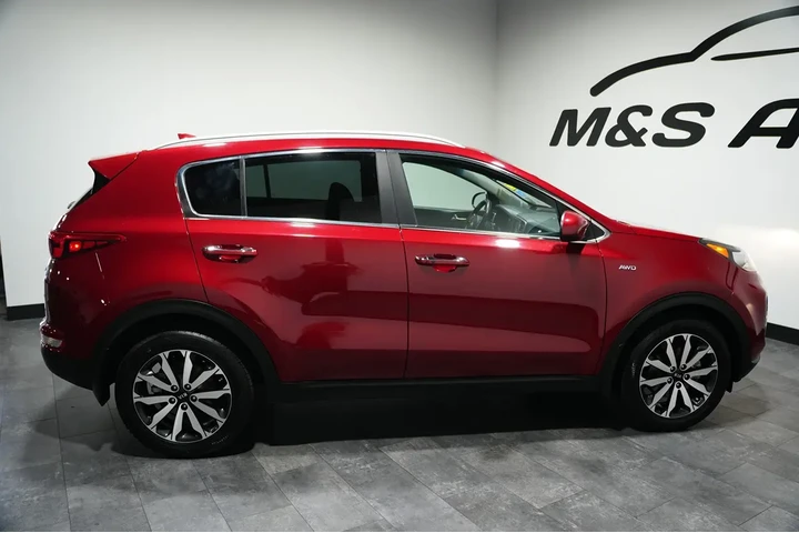 $12420 : 2017 Sportage EX image 9