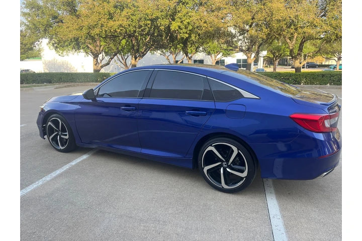 $15990 : 2018 Accord Sport image 6