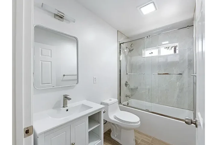 $900 : Newly constructed 2-bedroom image 7