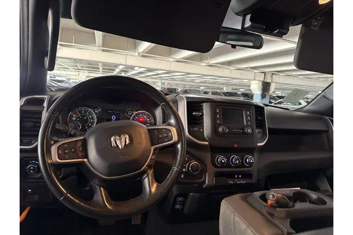 $25995 : Ram 1500 2022 4x4 Big Horn 4 image 5