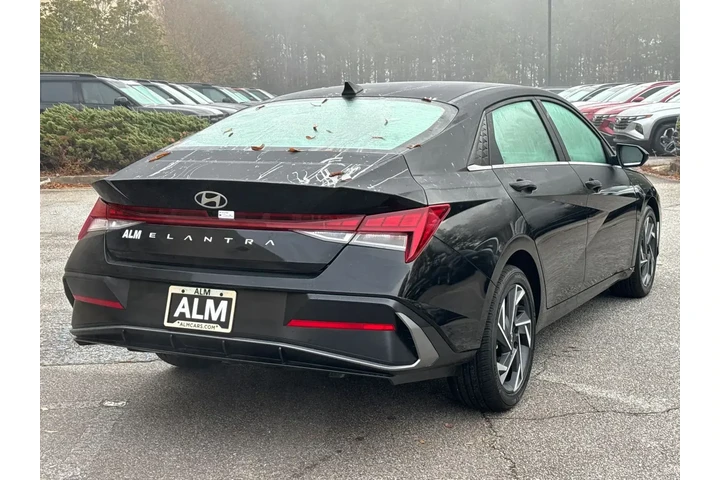 $27420 : Hyundai ELANTRA 2025 SEL Con image 5