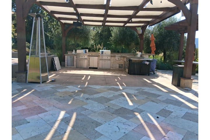 QUIRANS  REMODELING. PAINT  . image 2