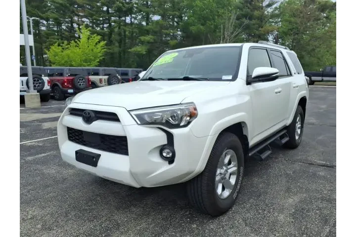 $39085 : Toyota 4Runner 2022 4x4 SR5 image 4