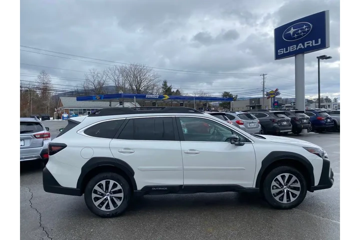 $34801 : 2025 Outback Premium image 9