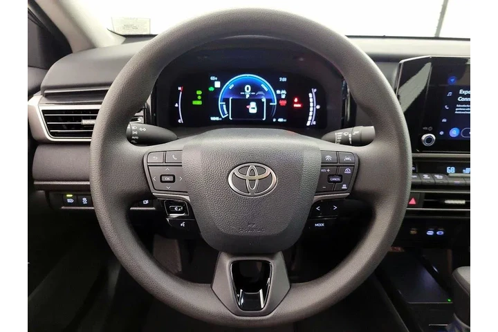 $28998 : Toyota Camry 2025 LE 4dr Sed image 10