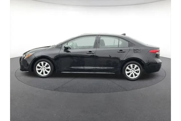 $18992 : Toyota Corolla 2023 LE 4dr S image 2