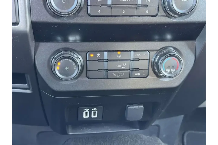 $29998 : Ford F-150 2020 4x4 XLT 4dr image 5