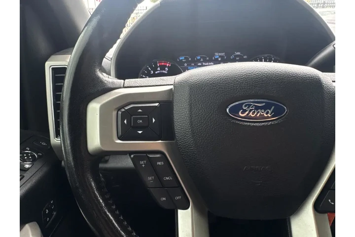 2021 F-250 SD Lariat image 8