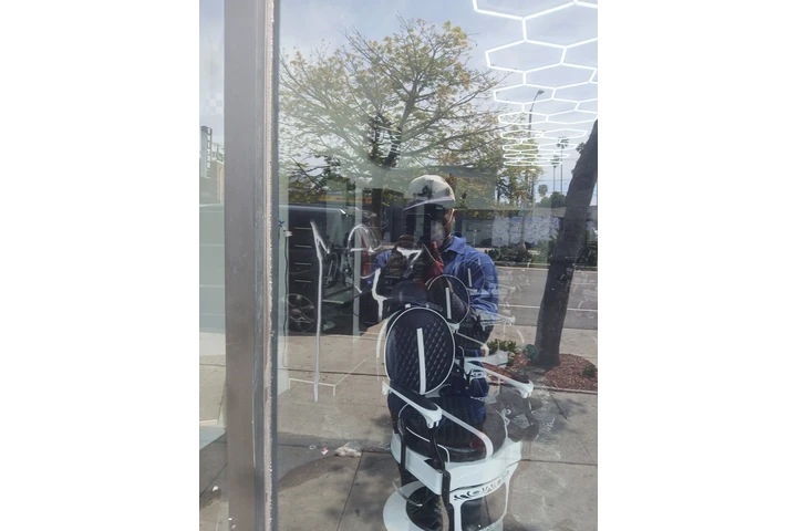 Limpieza de graffitis image 9