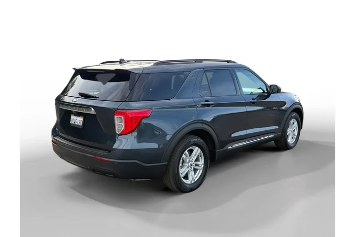 $29703 : Ford Explorer 2022 XLT 4dr S image 5