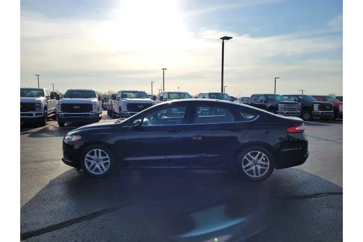 $10998 : Ford Fusion 2016 SE 4dr Seda image 6