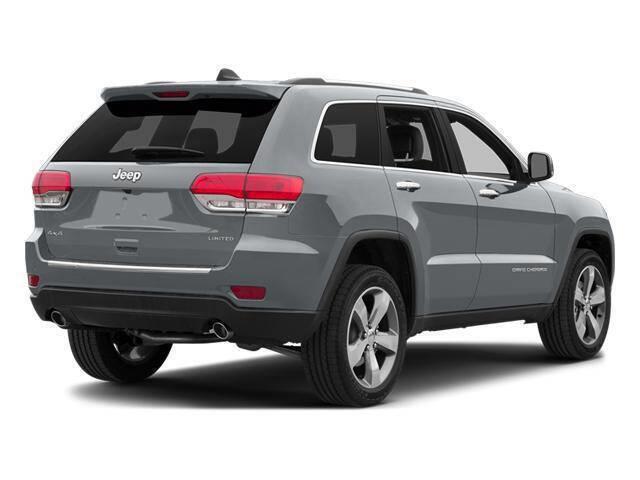 2014 Grand Cherokee Laredo image 4