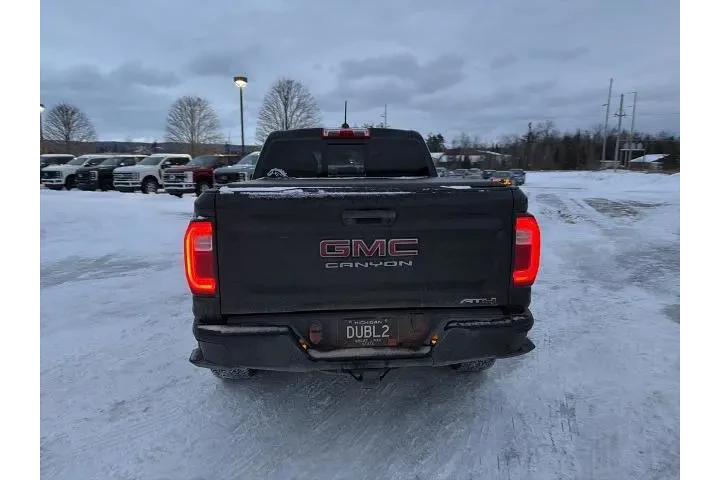 $37500 : GMC Canyon 2023 4x4 AT4 4dr image 5