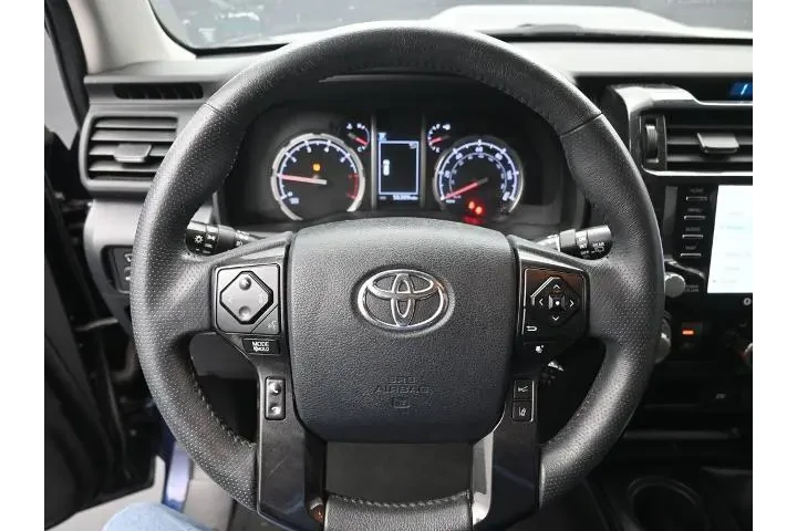$38352 : Toyota 4Runner 2022 4x4 TRD image 6