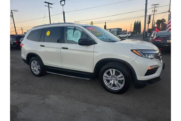 $15999 : 2017 Pilot LX image 5