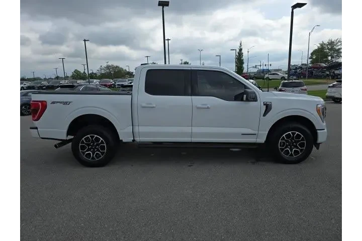 $38500 : Ford F-150 2023 4x4 XLT 4dr image 6