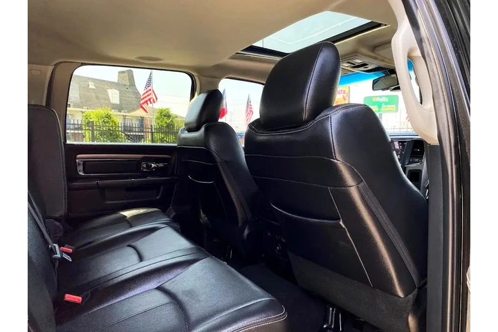 2018 RAM 2500 Laramie Mega Ca image 9