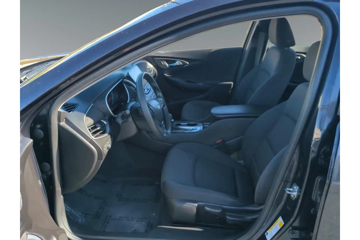 $24200 : Chevrolet Malibu 2023 LS 4dr image 9