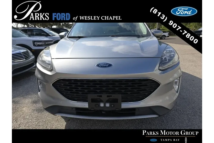 $21384 : Ford Escape 2021 AWD Titaniu image 1