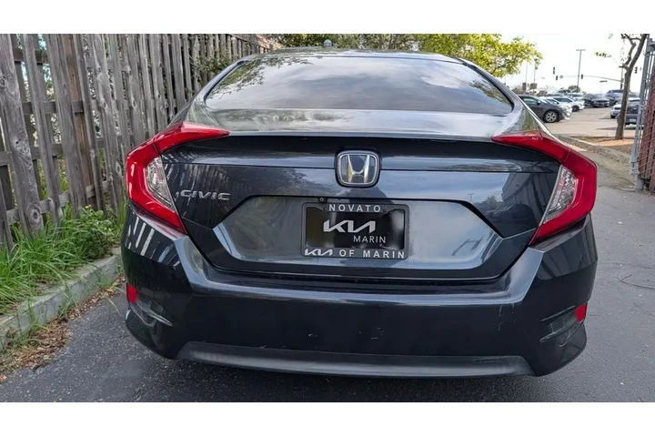 $13990 : 2017 Civic LX image 6