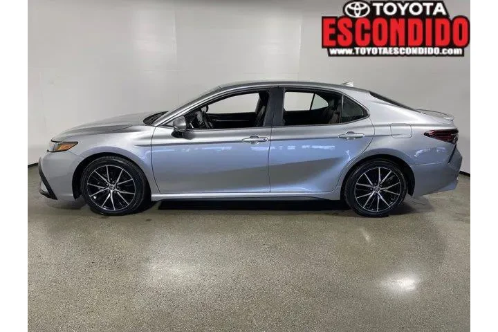 $28987 : Toyota Camry 2024 SE 4dr Sed image 6
